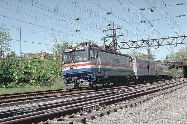 usr_m_amtrak_aem7_915_080.jpg