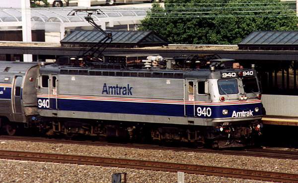 usr_m_amtrak_aem7_940_209.jpg
