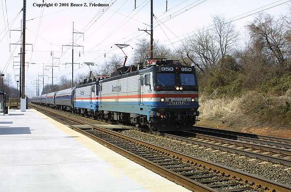 usr_m_amtrak_aem7_950_200103_brucezfriedman_265.jpg