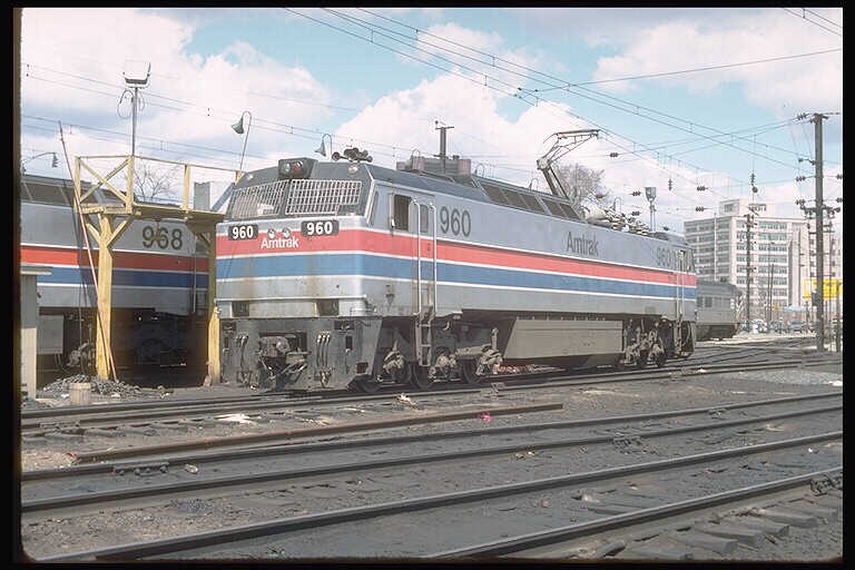 usr_m_amtrak_e60_960_023.jpg