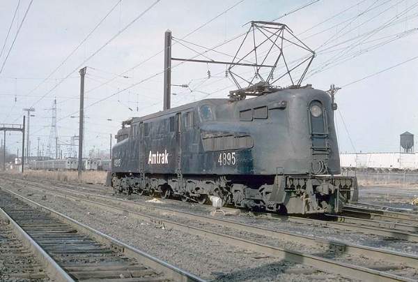 usr_m_amtrak_gg1_4895_148.jpg