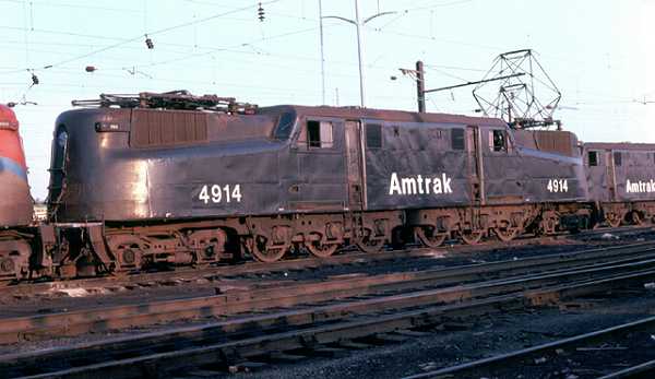 usr_m_amtrak_gg1_4914_philaengineterminal_randykotuby_291.jpg