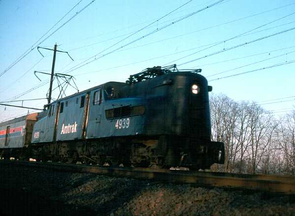 usr_m_amtrak_gg1_4939_lindennjwb_randykotuby_299.jpg