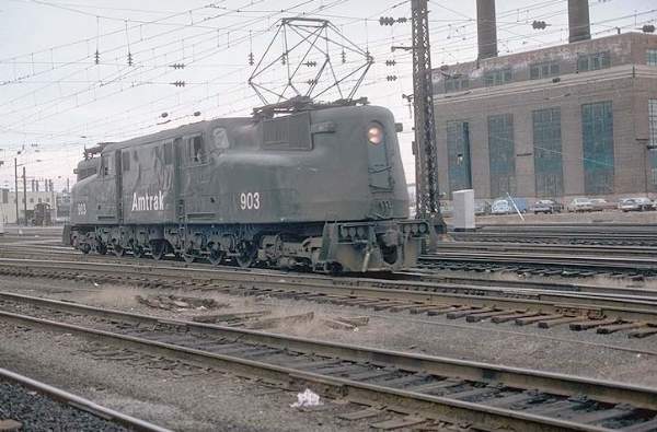 usr_m_amtrak_gg1_903_167.jpg