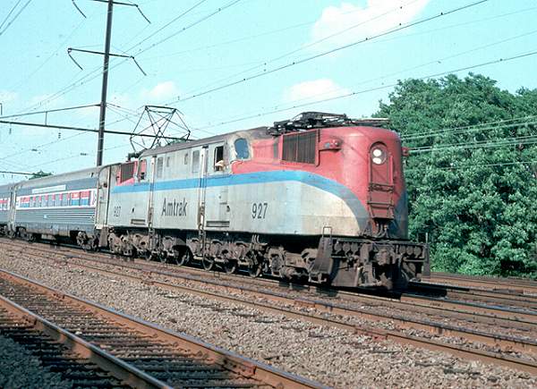 usr_m_amtrak_gg1_927_lindennjwb_randykotuby_221.jpg