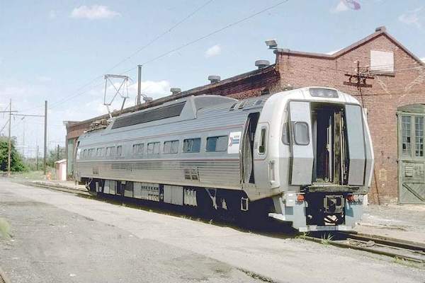 usr_m_amtrak_mtro_unk004_195.jpg
