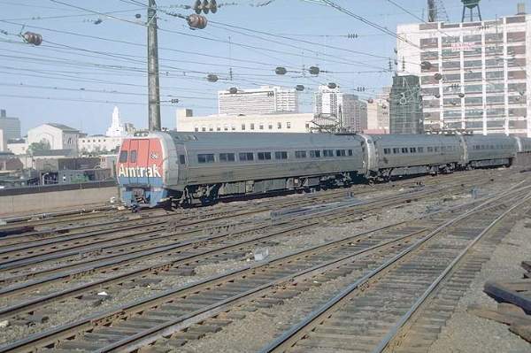 usr_m_amtrak_mtro_unk005_196.jpg