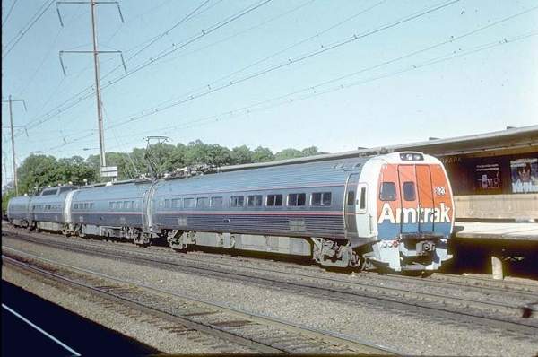 usr_m_amtrak_mtro_unk006_197.jpg