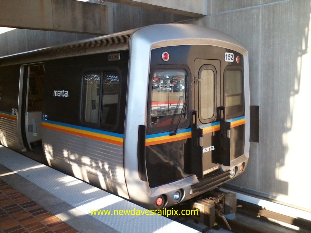 usr_m_atl_marta_152_airportstation_20140828_1814_rtm.jpg