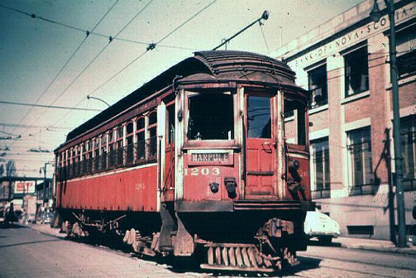 cnr_m_bc_vanint_1203_bcer002_jt.jpg