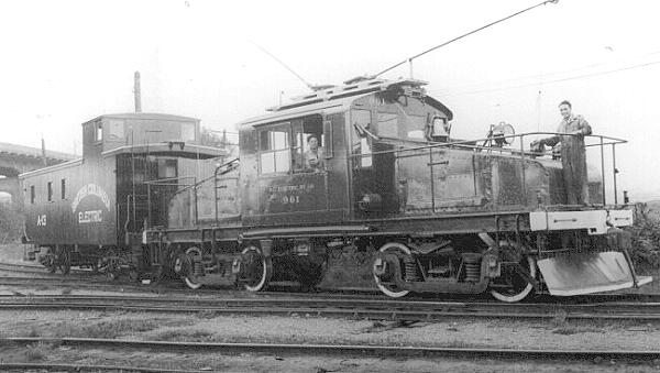 cnr_m_bc_vanintf_961_caboose_bcer151.jpg