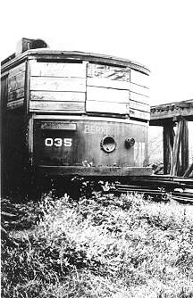 usr_m_berk_035_sweeper_oneyearafterabandonment_1933_087.jpg