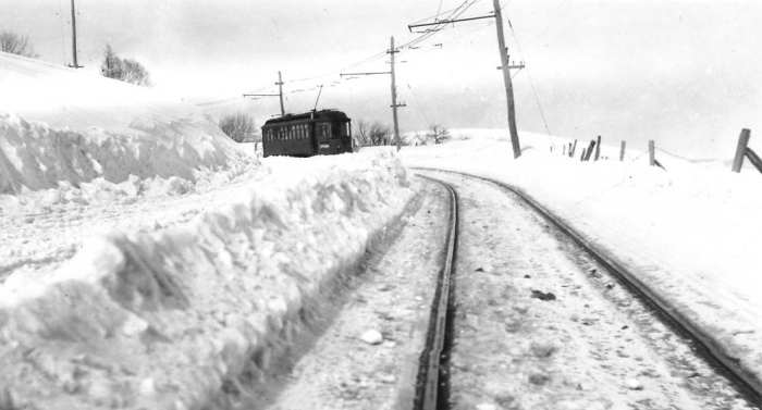 usr_m_berk_98_abovecheshirevillage_19230221_095.jpg