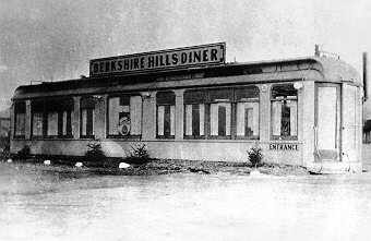 usr_m_berk_berkshirehills_asadiner_westpittsfield_030.jpg