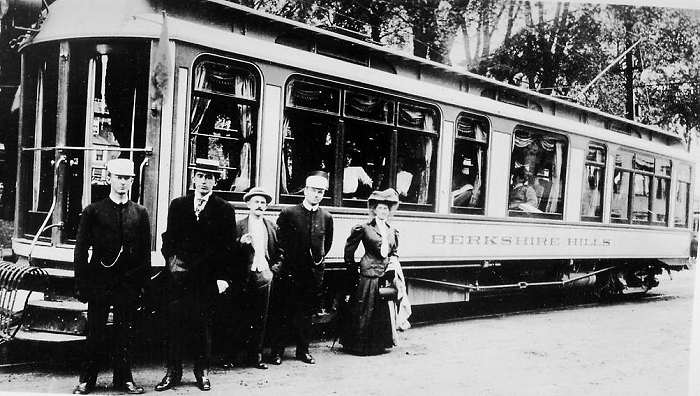 usr_m_berk_berkshirehills_parksquare_1904_028.jpg