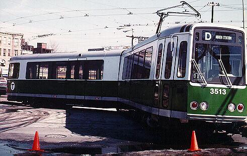 usr_m_bos_lrv_3513_clevelandcircle_bv_bvb017.jpg