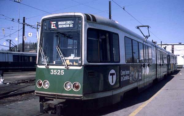usr_m_bos_lrv_3525_stesher_bos420.jpg