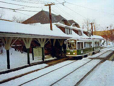 usr_m_bos_lrv_b3400_newtonhighlands_bv_bvb012.jpg