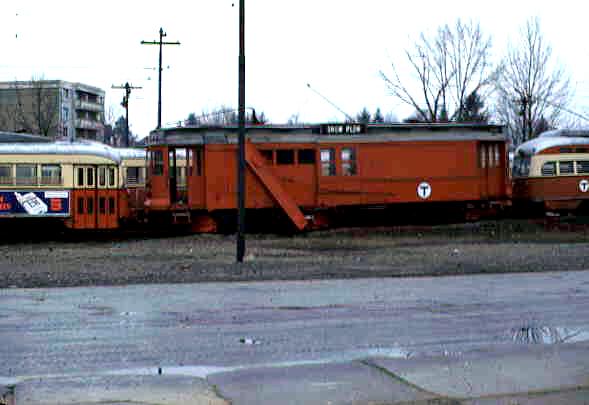 usr_m_bos_misc_snowplow_mattapan_1977_daveme_matapan02.jpg