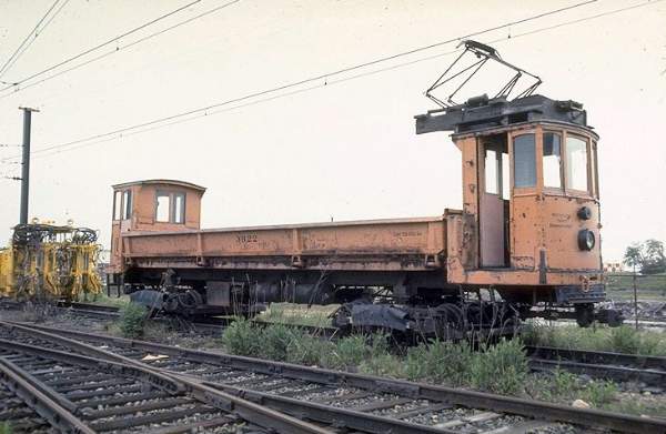 usr_m_bos_misc_workcar_blueline_3622_jt_bos347.jpg