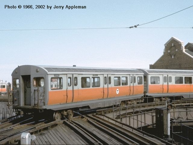 usr_m_bos_orangeline_01148_sullivansquare_196608_japp_316.jpg