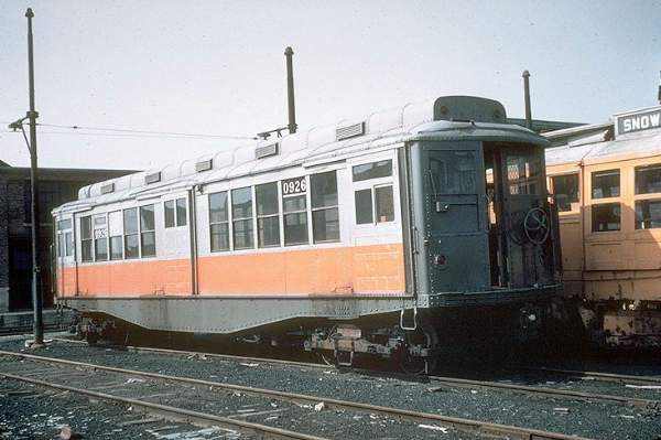usr_m_bos_orangeline_0926_jt_bos280.jpg