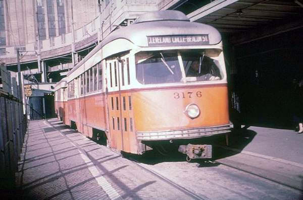usr_m_bos_pcc_3176_northstation_jt_bos295.jpg