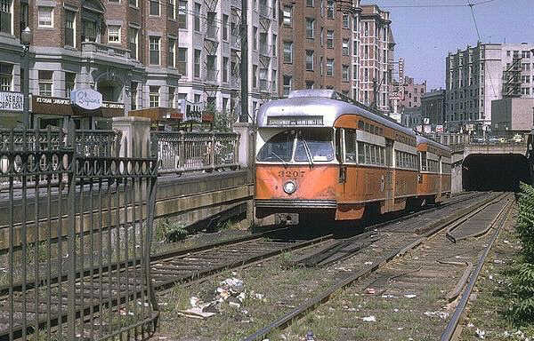 usr_m_bos_pcc_3207_huntingtonaveportalob_19700813_jt_bos074.jpg