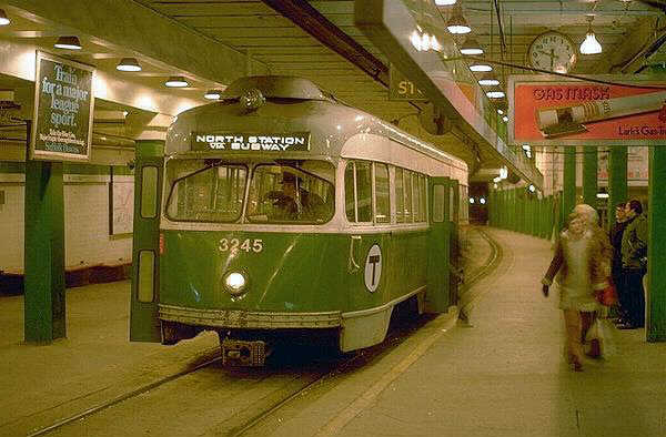 usr_m_bos_pcc_3245_parkst_19750327_jt_bos083.jpg