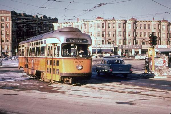 usr_m_bos_pcc_3287_clevelandcircle_jt_bos323.jpg