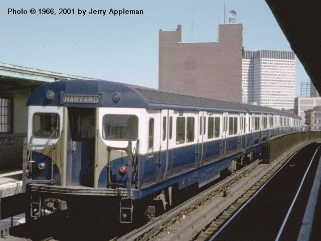 usr_m_bos_redline_01478_charlesstation_196608_japp_241.jpg