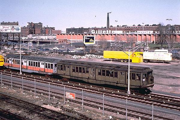 usr_m_bos_redline_workcars_jt_bos127.jpg