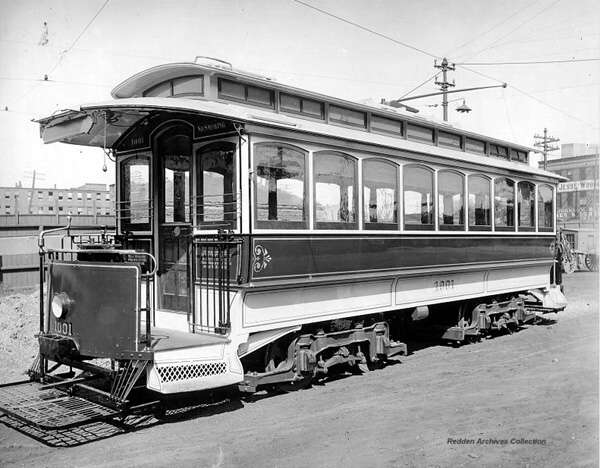 usr_m_bos_stcr_1001_bobred_bos434.jpg
