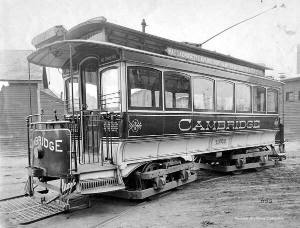 usr_m_bos_stcr_1522_cambridge_bobred_bos435.jpg