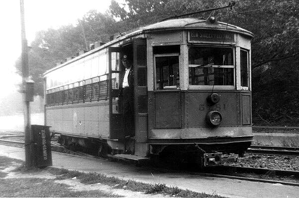 usr_m_bos_stcr_5781_endofelmlinemedford_19550918_bv_bvb126.jpg