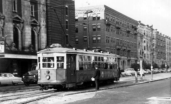 usr_m_bos_stcr_5800_huntingtonavenortheasternuniversityib_19550918_bv_bvb129.jpg