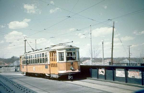 usr_m_bos_stcrpres_5734_jt_bos386.jpg
