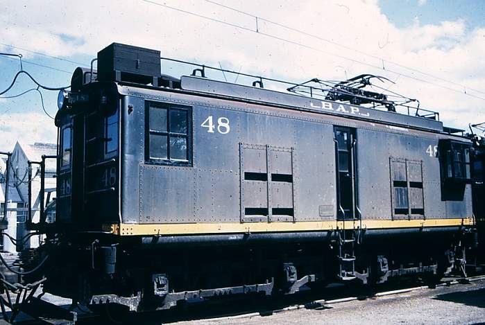 usr_m_buanpa_48_anaconda_19680821_ss_50.jpg