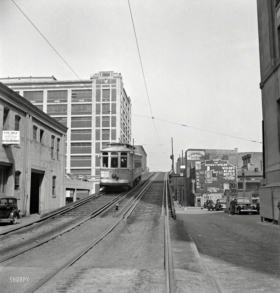usr_m_bwi_5575_guilfordaveviaduct_1943_shorpy_btc252.jpg
