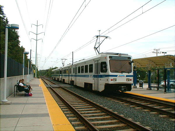 usr_m_bwi_lrv_001_pc_btc124.jpg
