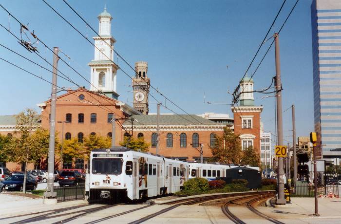 usr_m_bwi_lrv_5001_camdenyards_20031016_bv_btc180.jpg
