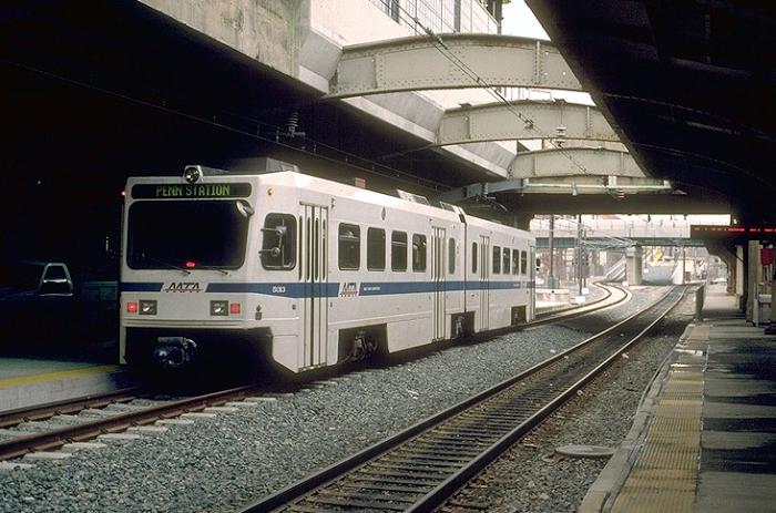 usr_m_bwi_lrv_5013_pennstation_19980117_jt_btc162.jpg
