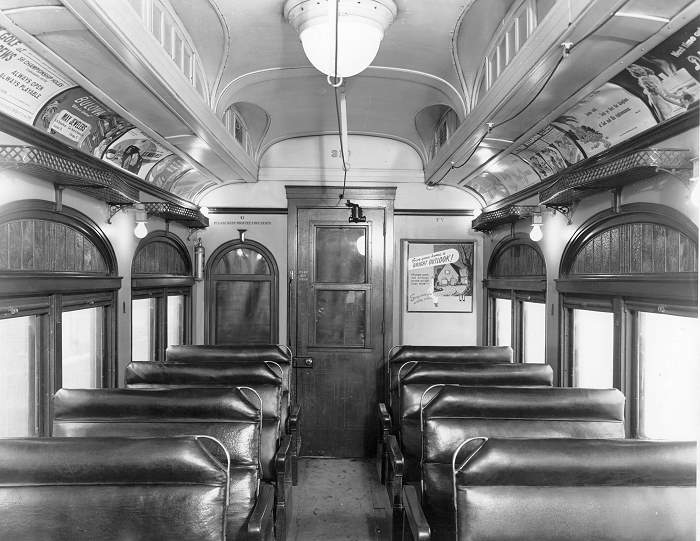usr_m_cae_319_interior_1950_bvrh_cae259.jpg