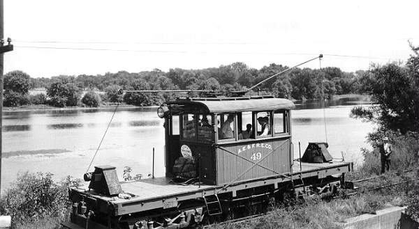usr_m_cae_pfox_49_cae098.jpg