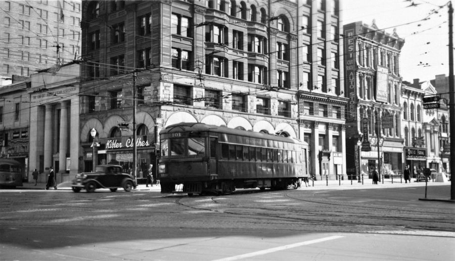 usr_m_candle_101_daytonthirdmainsb_cle083.jpg