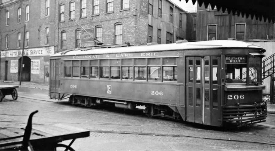 usr_m_candle_206_daytonkentonst_cle110.jpg