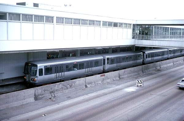usr_m_chi+el_2142_95thst_19740730_douggrot+jt_0530.jpg