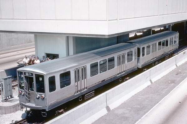usr_m_chi+el_2231_95thst_19710704_jt_0545.jpg