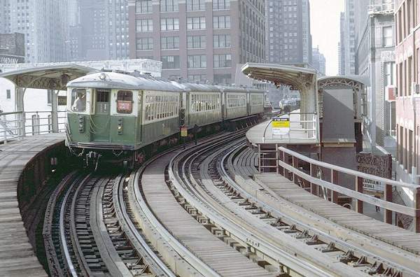 usr_m_chi+el_4000_merchandisemart_19710707_douggrot+jt_0659.jpg