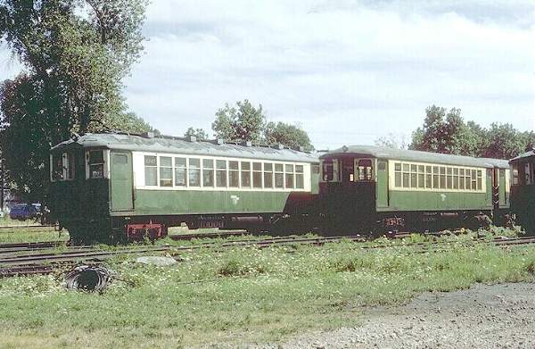 usr_m_chi+el_4347_skokieshops_19700820_jt_0740.jpg